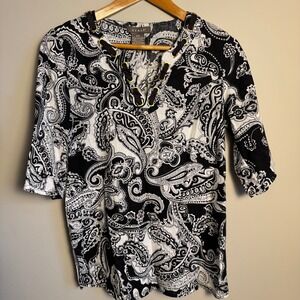 Kenar Women's Linen Blend Paisley V-Neck‎ Blouse Black White Medium Lace Detail